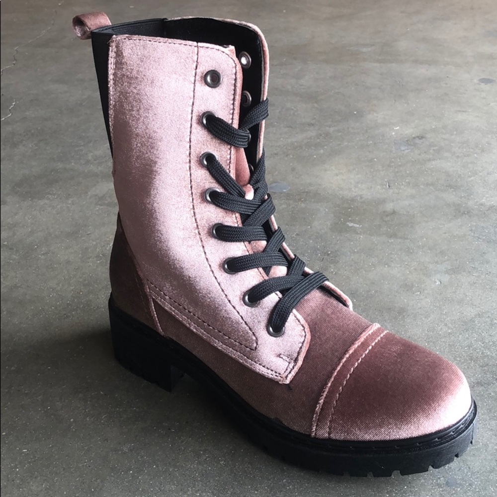 Qupid Women’s Velvet Combat Boots Mauve